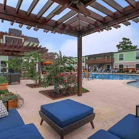 Beautiful/Spacious 2 Bedroom Houston Near Galleria Luaran gambar